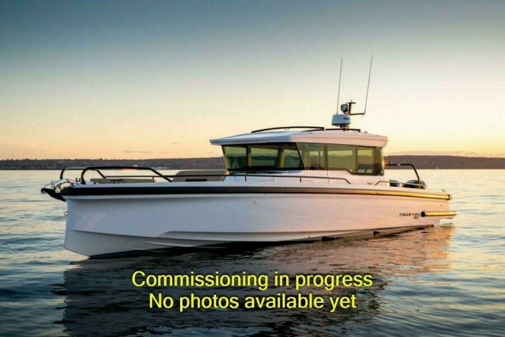 Axopar 37XC CROSS CABIN Yacht For Sale