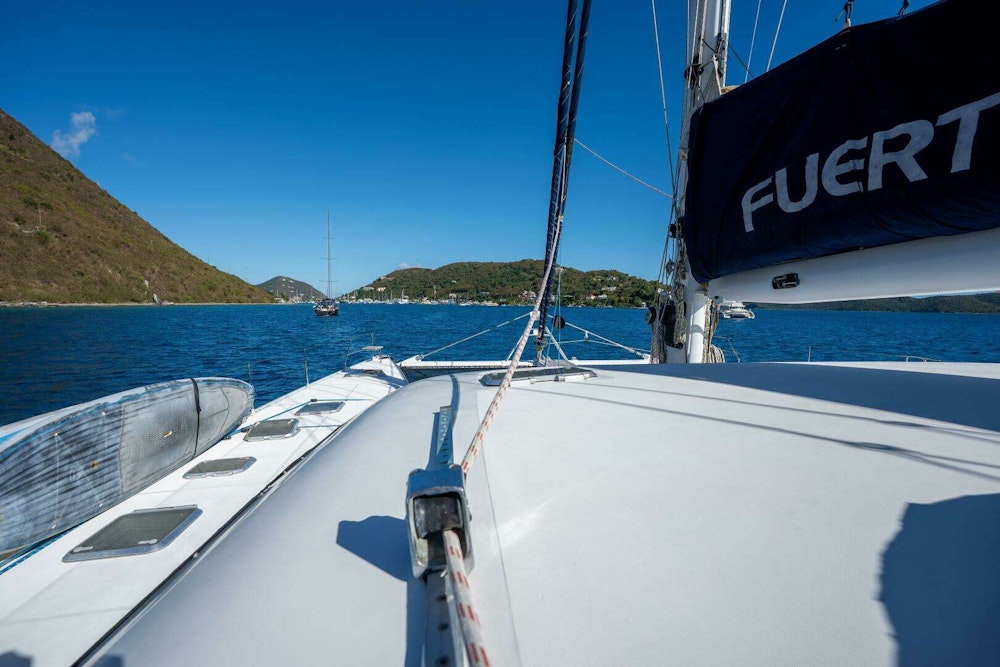 Lagoon 67 Yacht For Sale