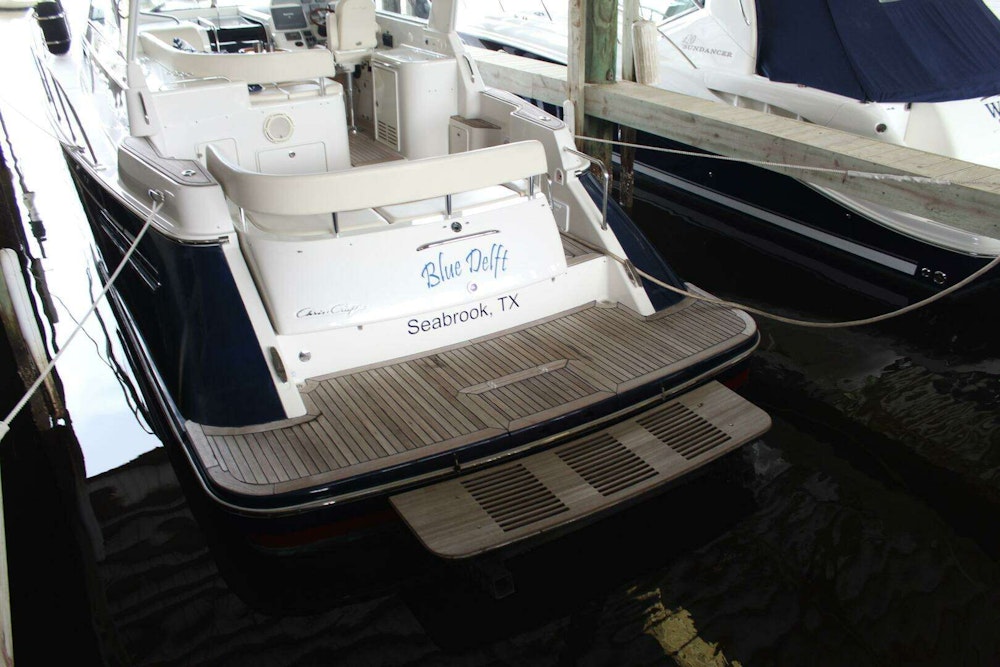 Chris-Craft Roamer 40 Yacht For Sale