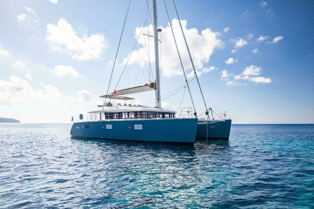 Lagoon  Yacht For Sale