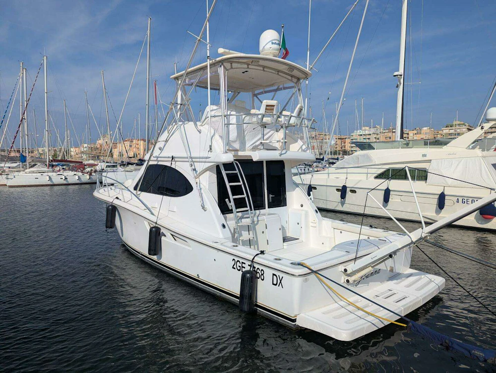 Tiara Yachts 3900 Convertible Yacht For Sale
