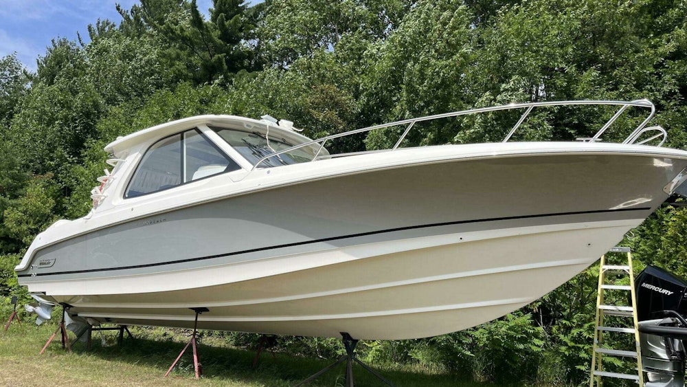 Boston Whaler 380 Realm Yacht For Sale