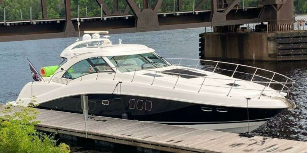 Sea Ray 550 Sundancer Yacht For Sale