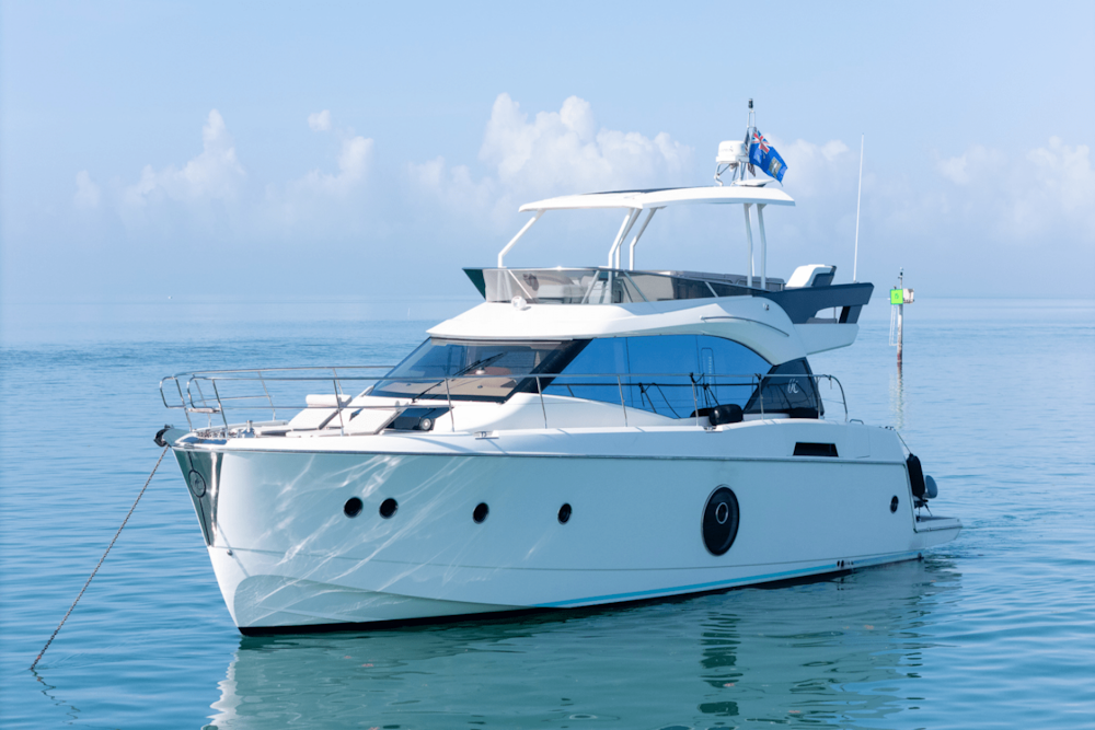 Monte Carlo Yachts MC6 Yacht For Sale