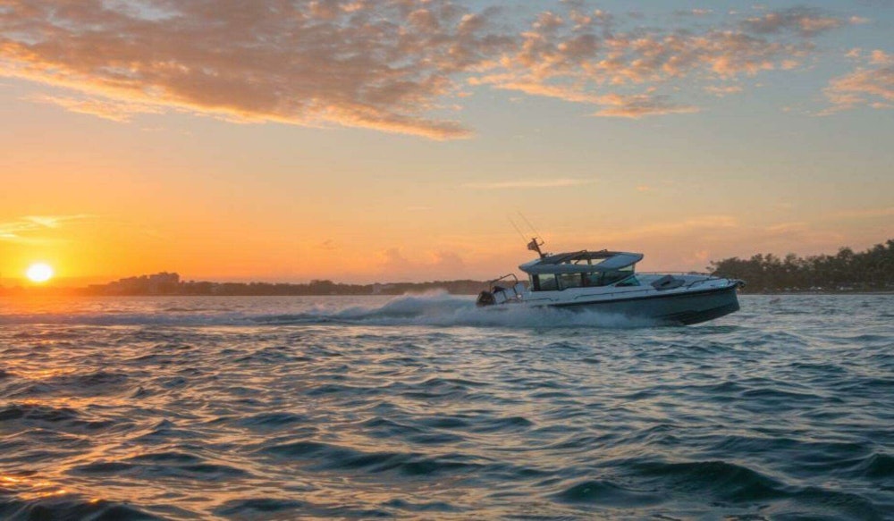 Axopar  Yacht For Sale
