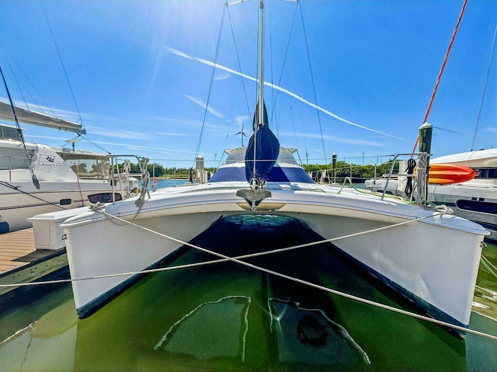 Manta  Yacht For Sale