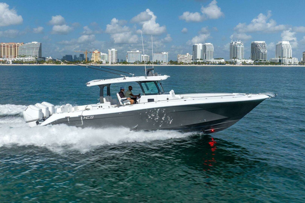 HCB lujo Yacht For Sale