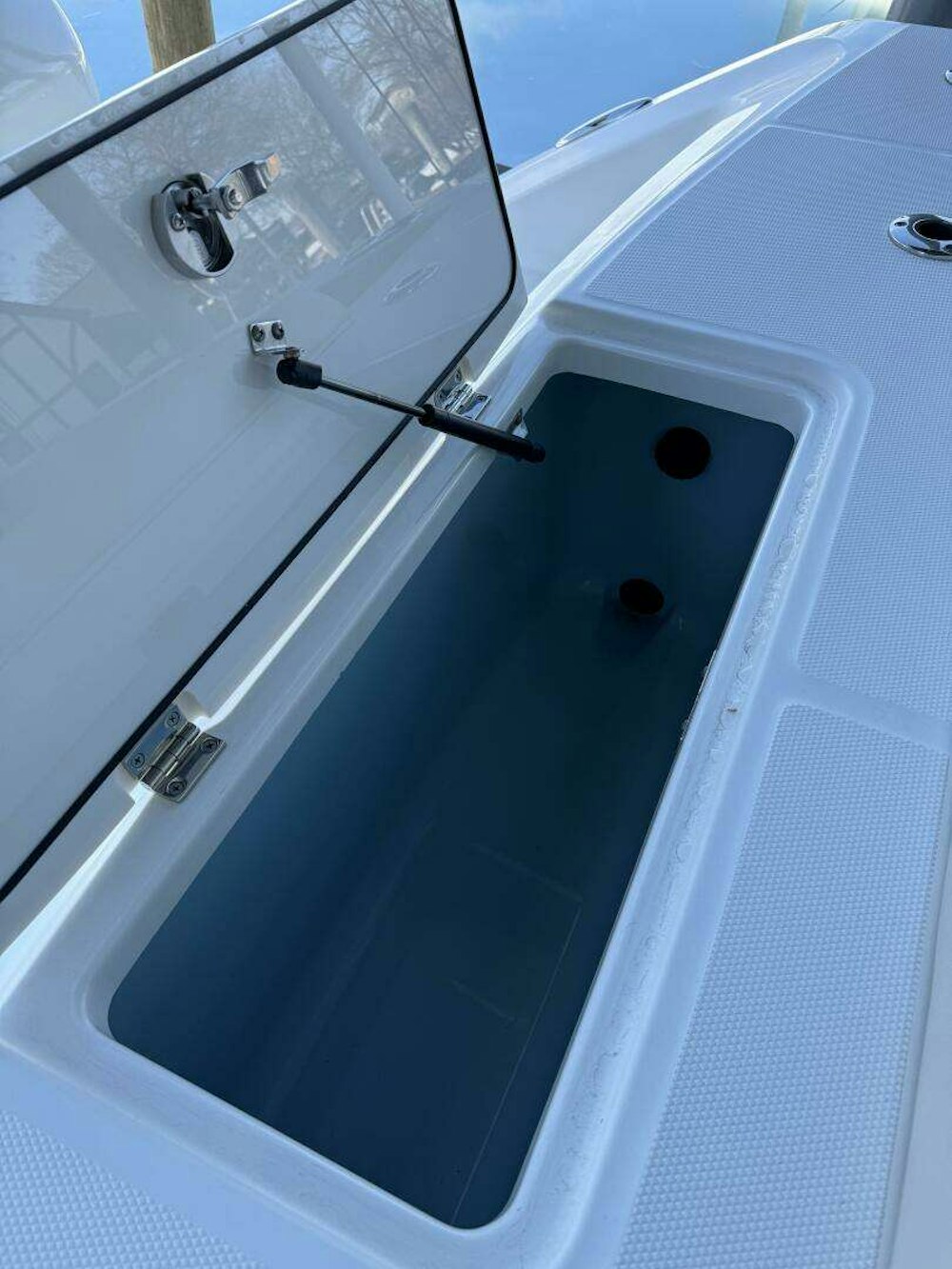 Boston Whaler  Yacht For Sale