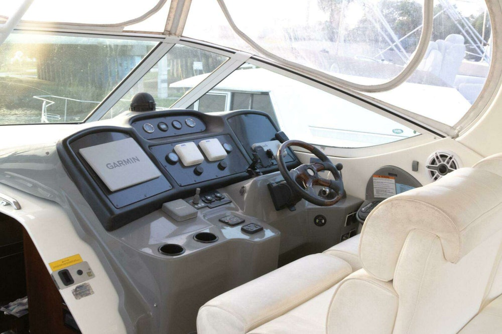 Cruisers  Yacht For Sale