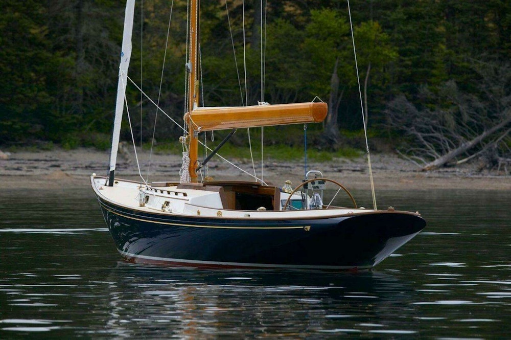 Hinckley DS42 Yacht For Sale