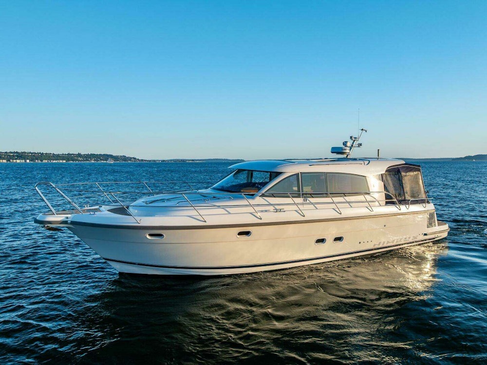 Nimbus 405 Coupe Yacht For Sale