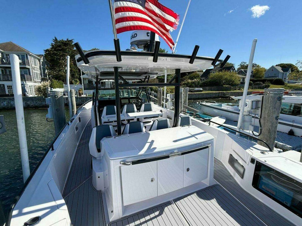Axopar 37 Sun Top Yacht For Sale