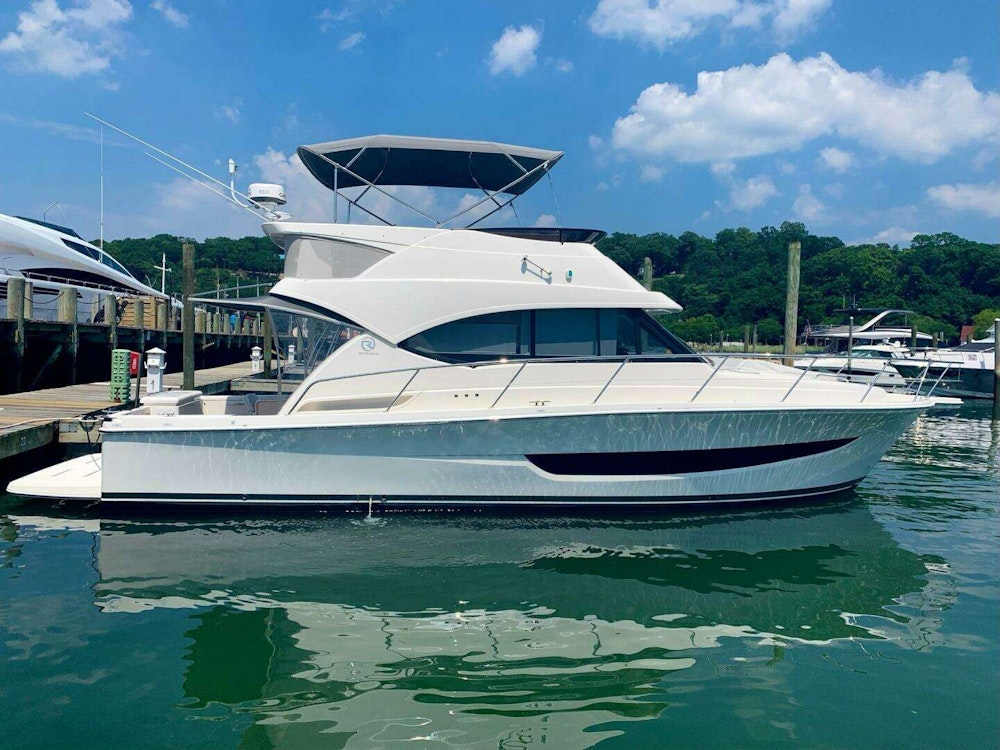 Riviera 39 Open Flybridge Yacht For Sale
