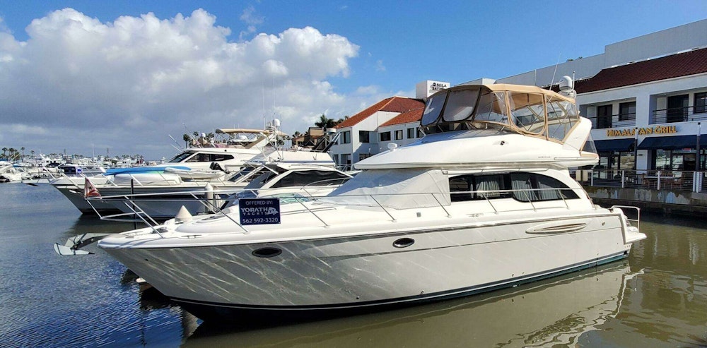 Meridian 411 Sedan Yacht For Sale