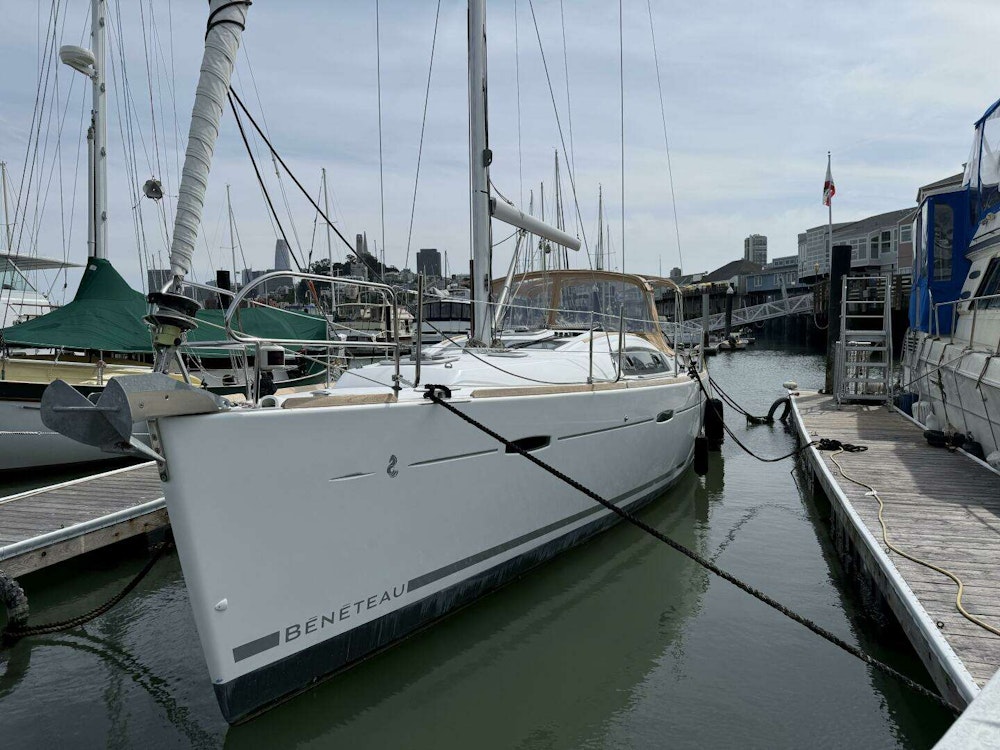 Beneteau  Yacht For Sale