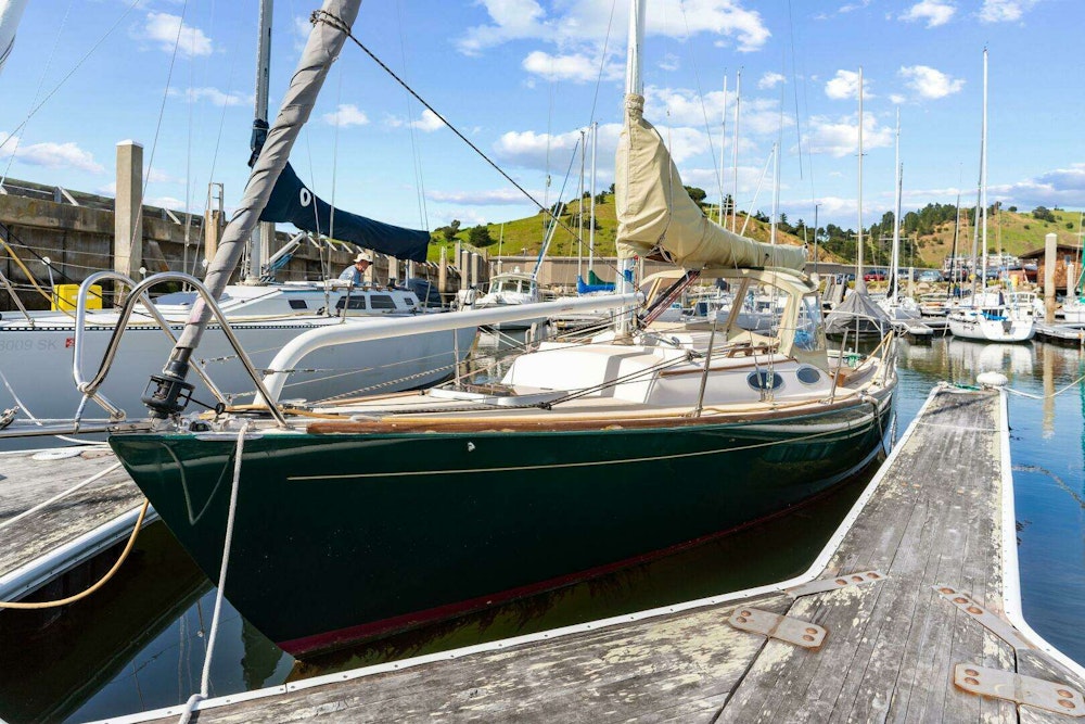 Alerion  Yacht For Sale