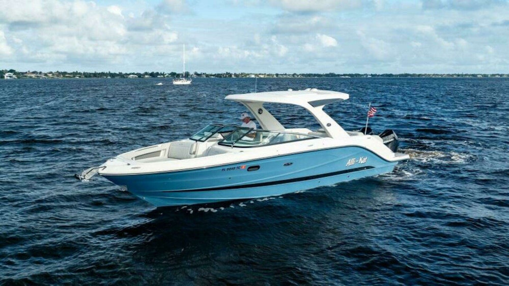 Sea Ray SLX 310 OB Yacht For Sale