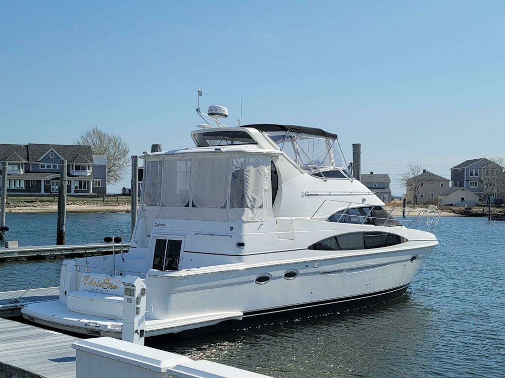Carver 444 Cockpit Motor Yacht Yacht For Sale