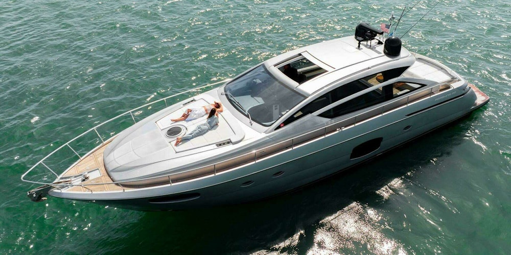 Pershing 62 Yacht For Sale