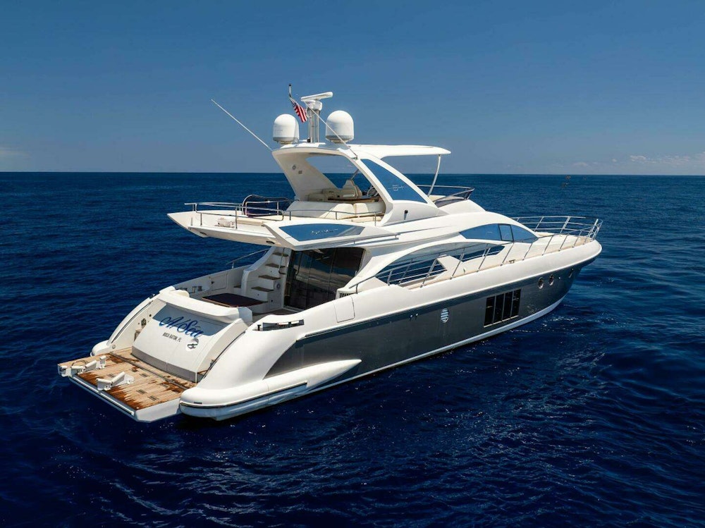 Azimut 64 Flybridge Yacht For Sale