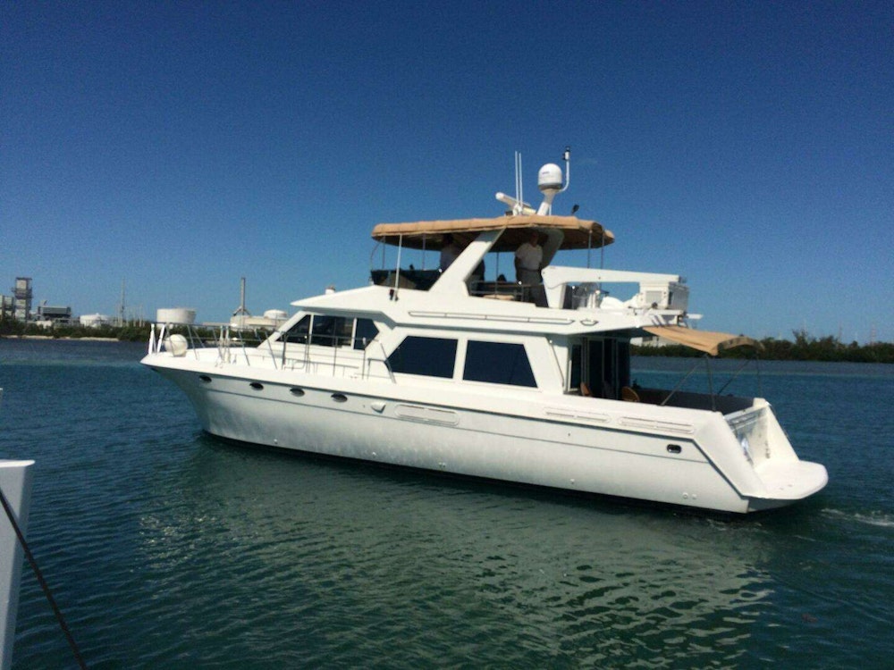 Navigator 5300 Yacht For Sale