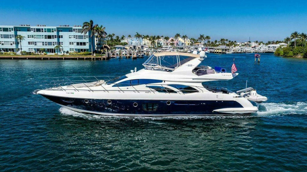 Azimut 62 EVOLUTION FLY Yacht For Sale