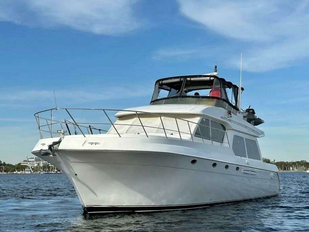 Navigator 5400 Yacht For Sale