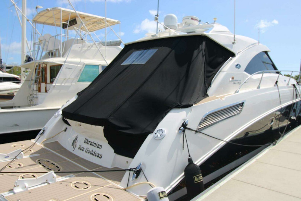 Sea Ray 540 Sundancer Yacht For Sale