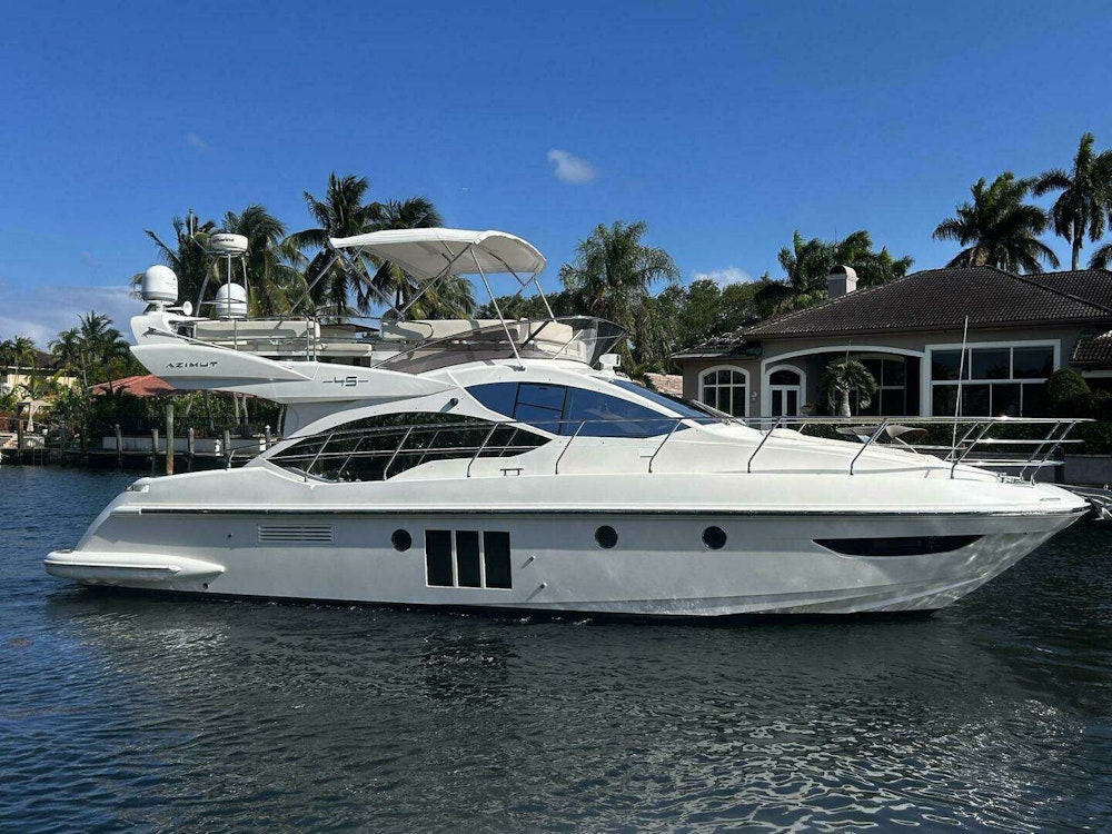 Azimut Fly Yacht For Sale
