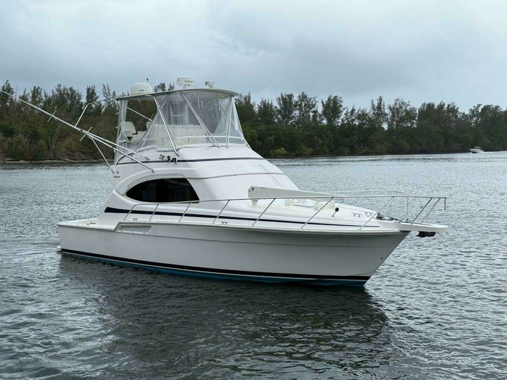 Bertram 390 Yacht For Sale