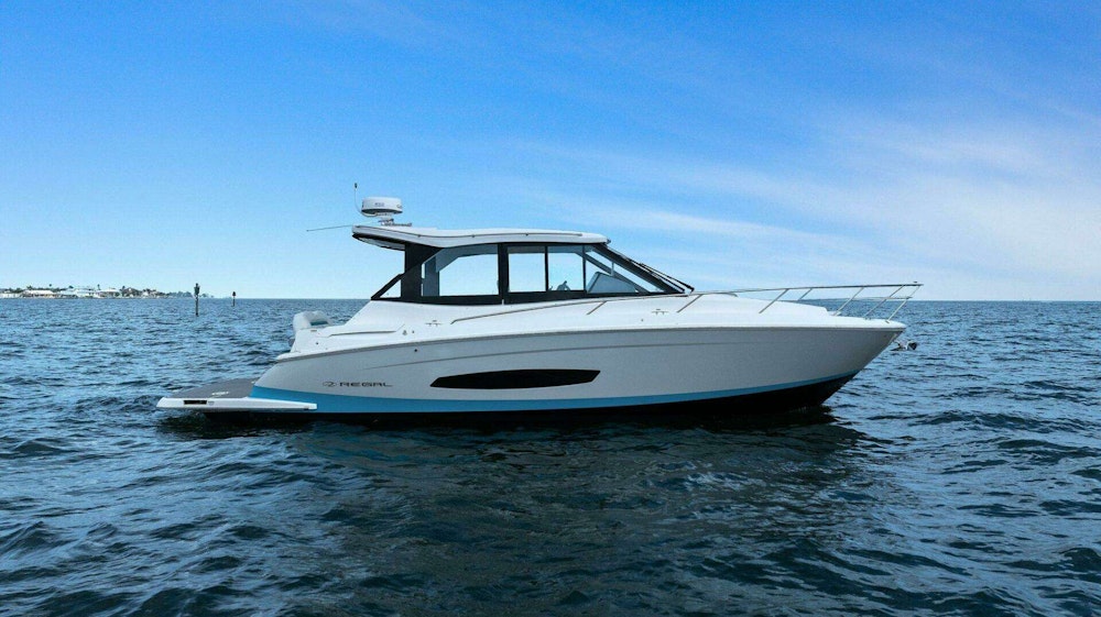 Regal 36 Grande Coupe Yacht For Sale