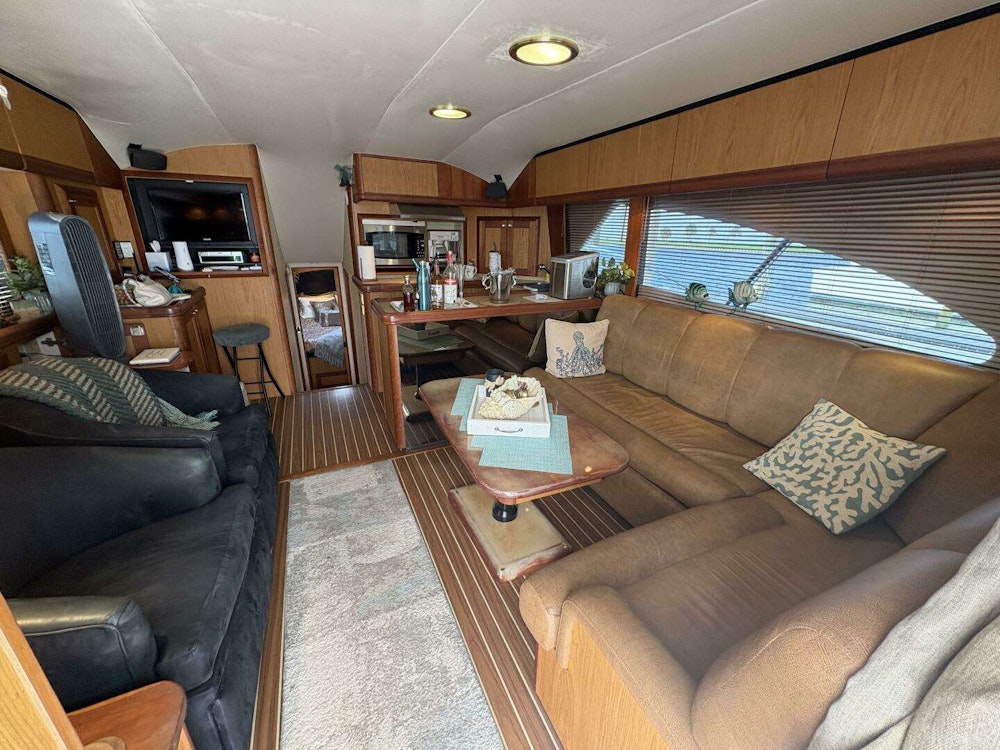 Luhrs 41 Convertible Yacht For Sale