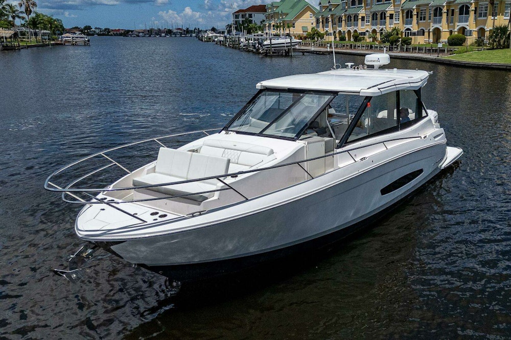 Regal  Yacht For Sale