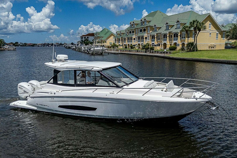 Regal  Yacht For Sale