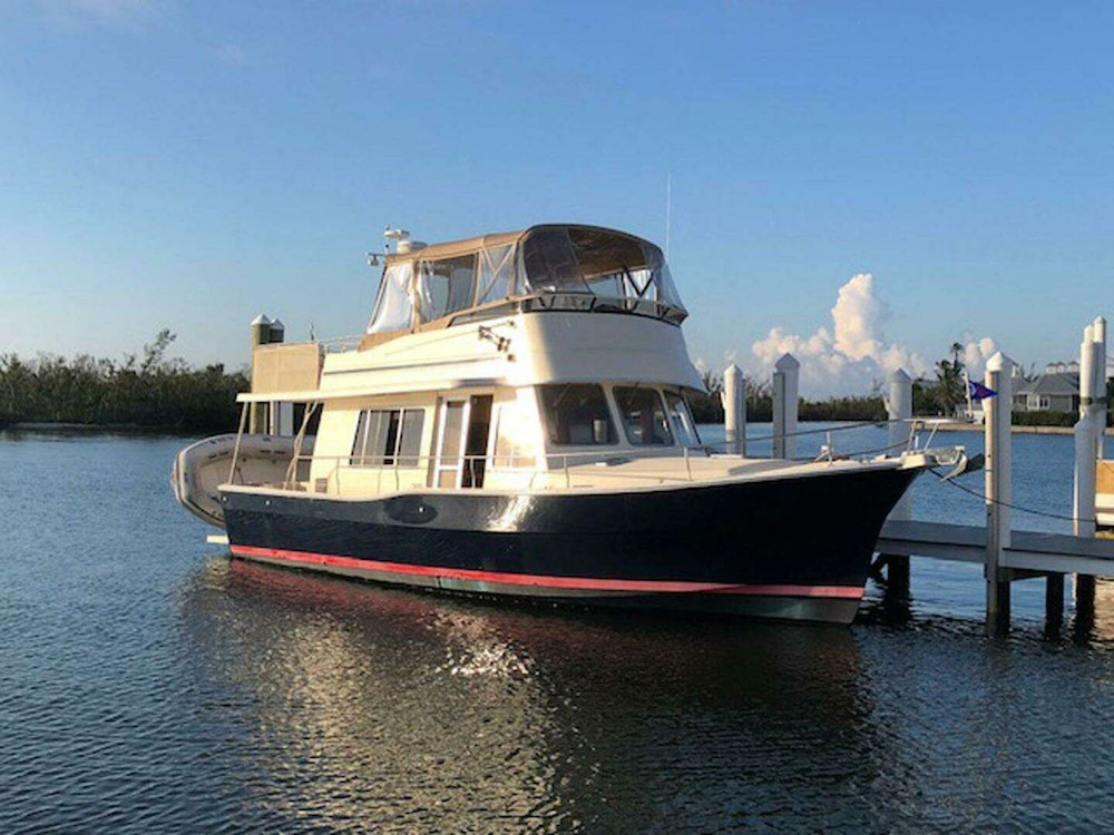 Mainship 400 Trawler Yacht For Sale