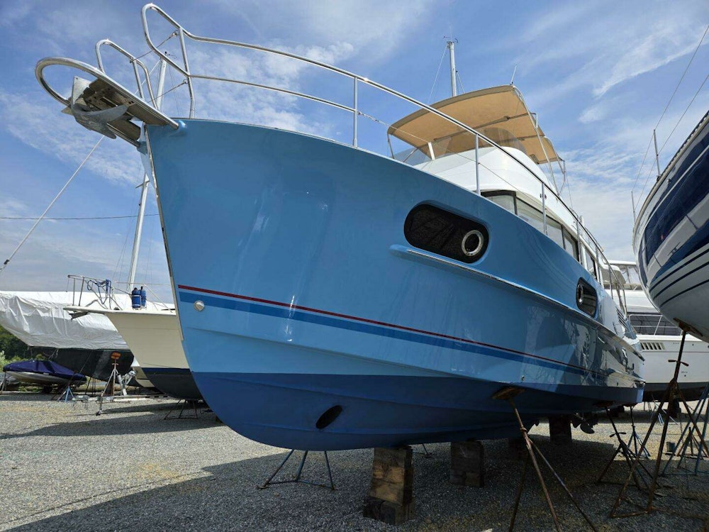 Beneteau Swift Trawler 44 Yacht For Sale