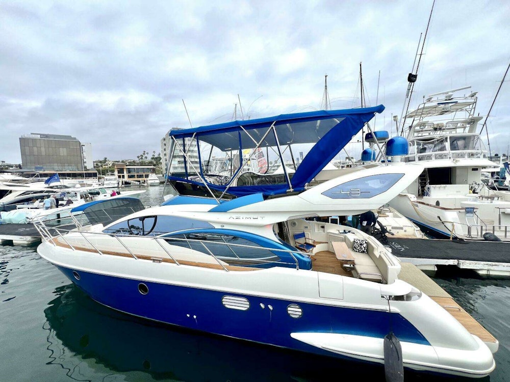 Azimut  Yacht For Sale
