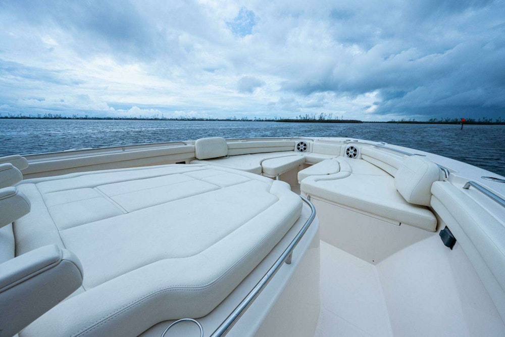 Grady-White 456 Canyon Yacht For Sale