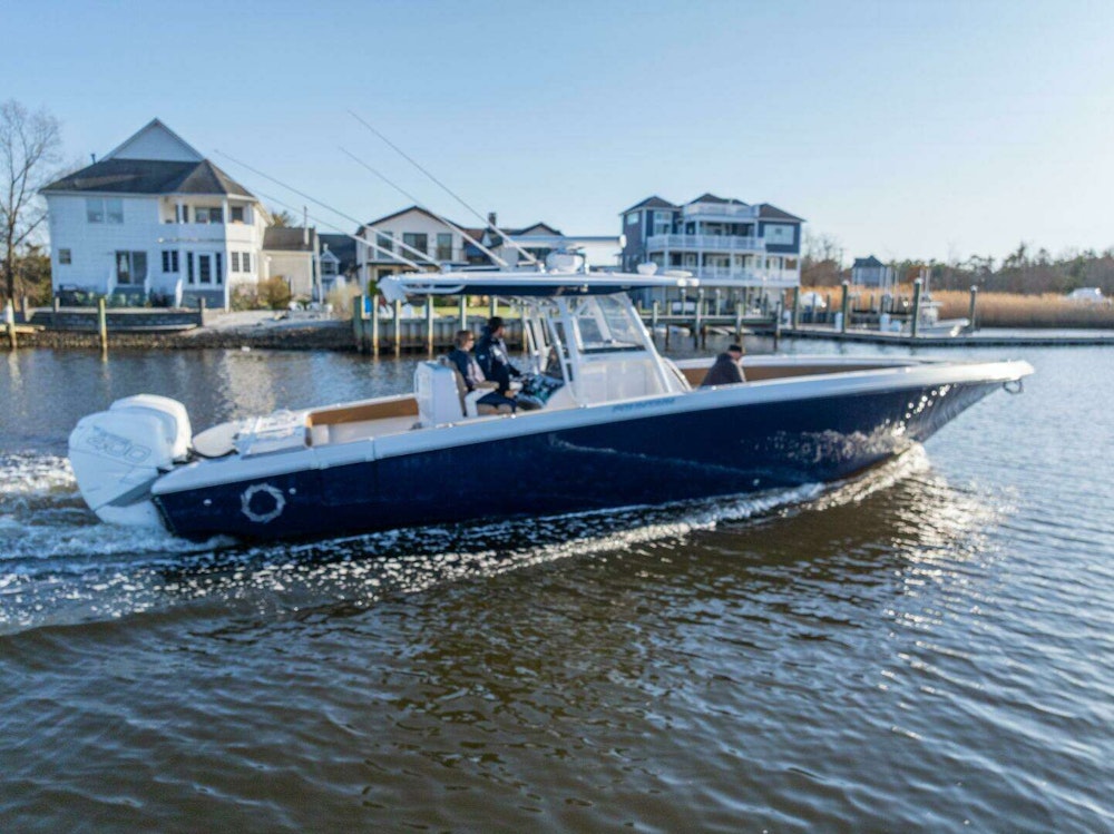 Fountain 38CC Yacht For Sale