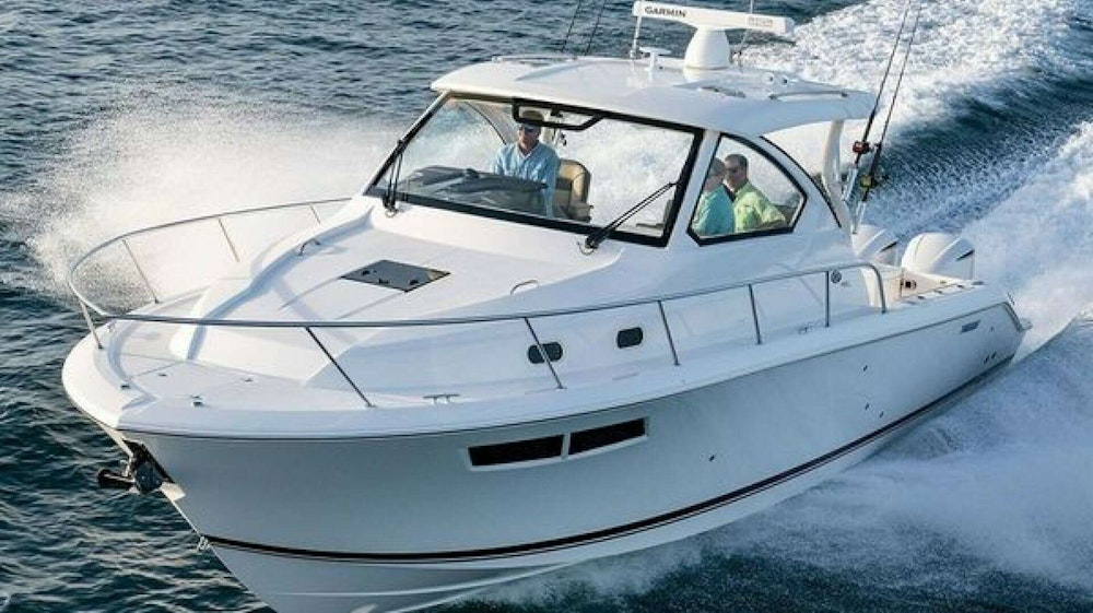 Pursuit OS355 Yacht For Sale