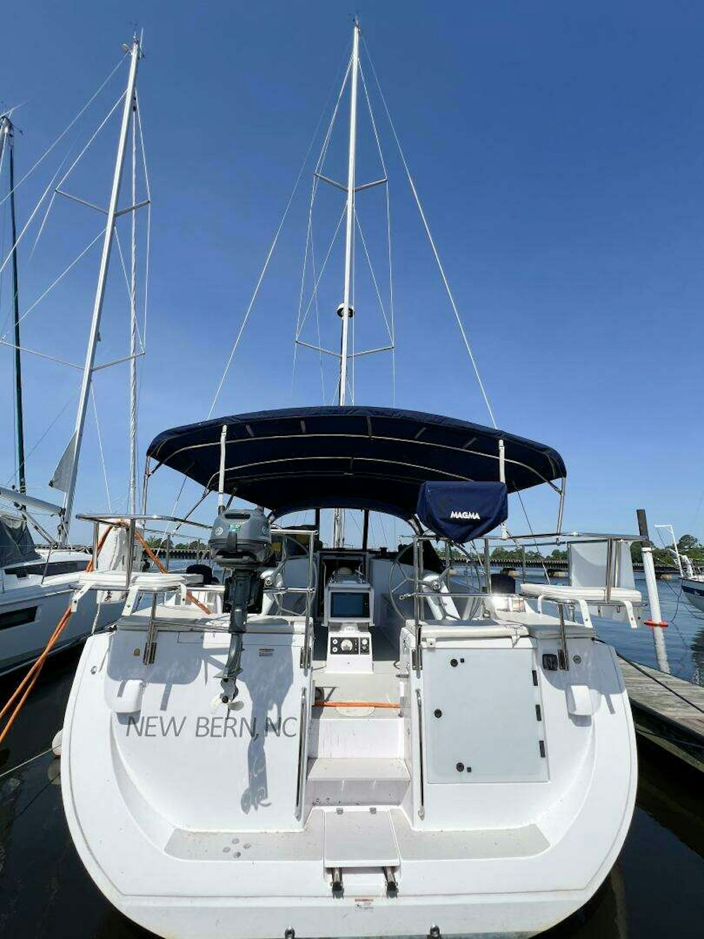 Catalina 425 Yacht For Sale