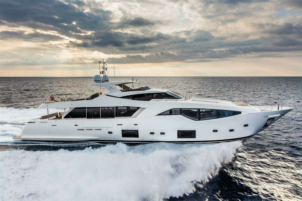 Custom Line  Yacht For Sale