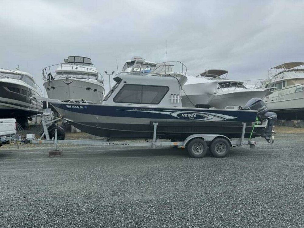Hewescraft 240 Ocean Pro Yacht For Sale