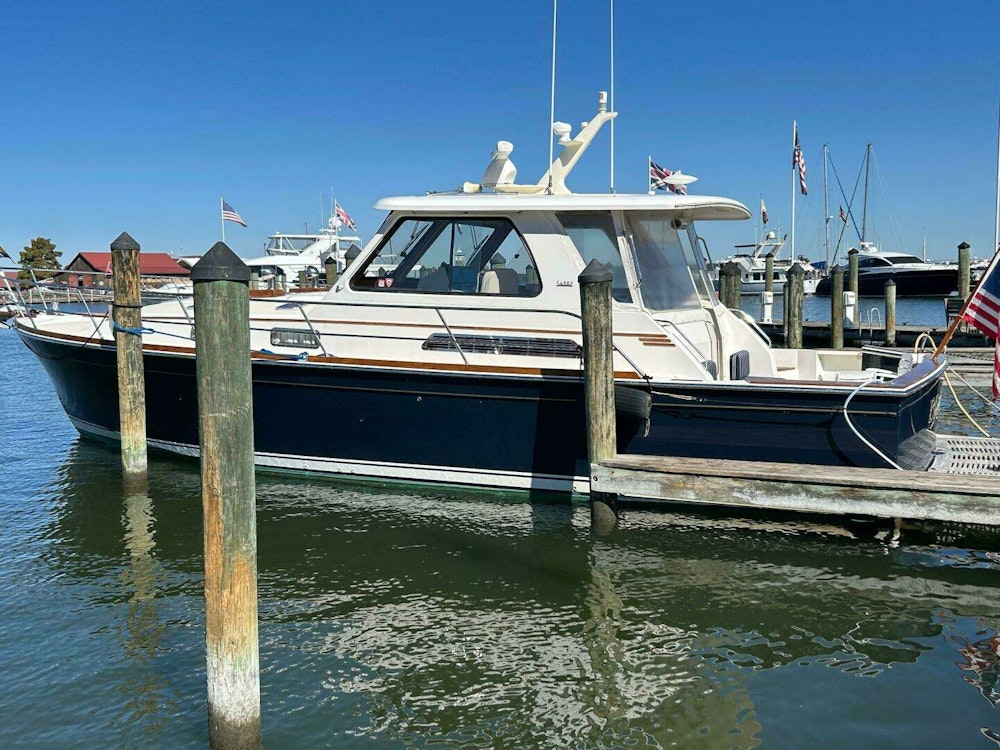 Sabre 42 Hardtop Express Yacht For Sale