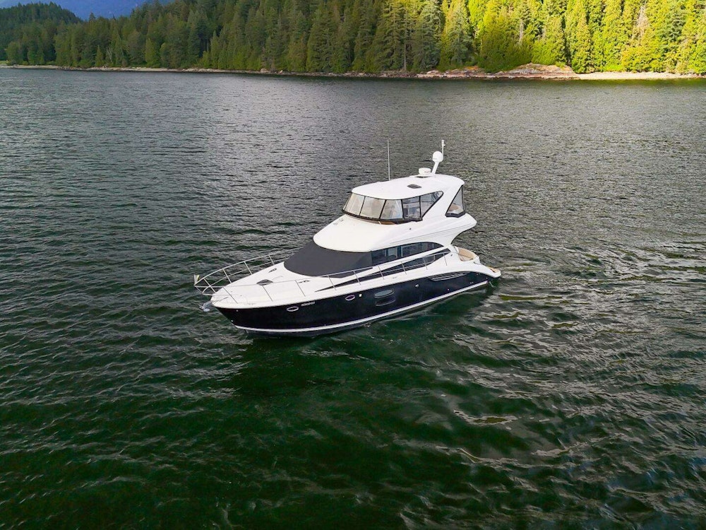 Meridian 441 Sedan Yacht For Sale