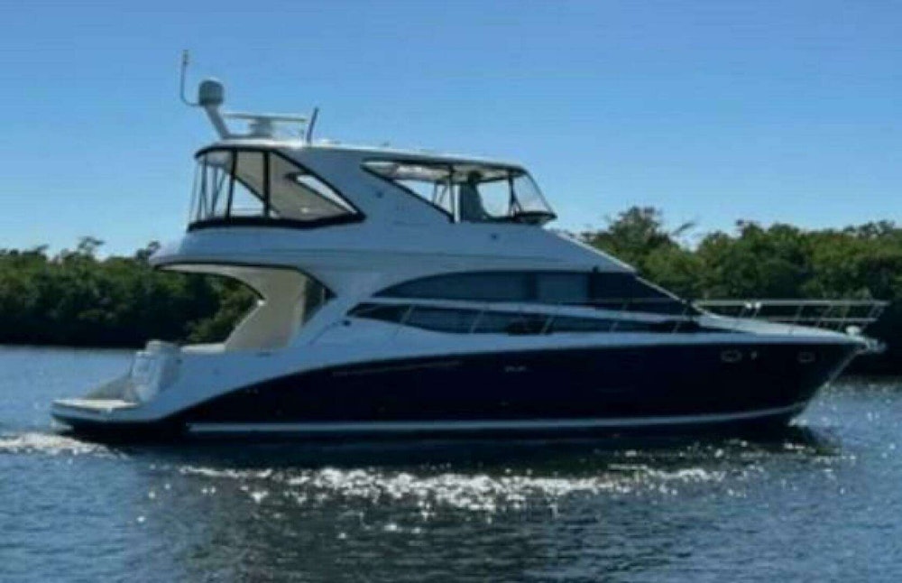 Meridian 441 Sedan Yacht For Sale
