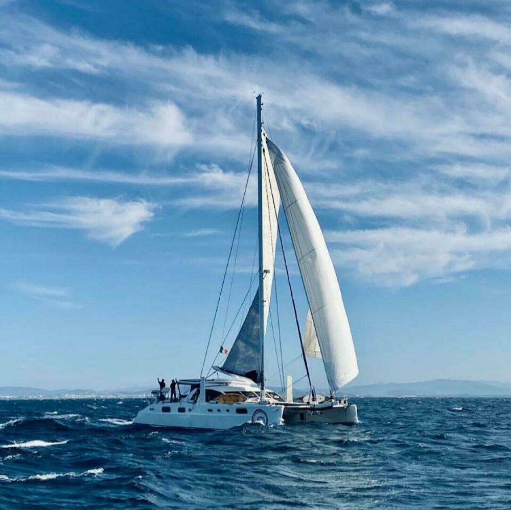 Catana 582 Yacht For Sale