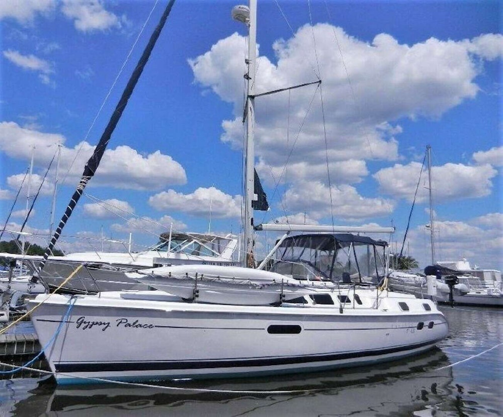 Hunter 420 Yacht For Sale