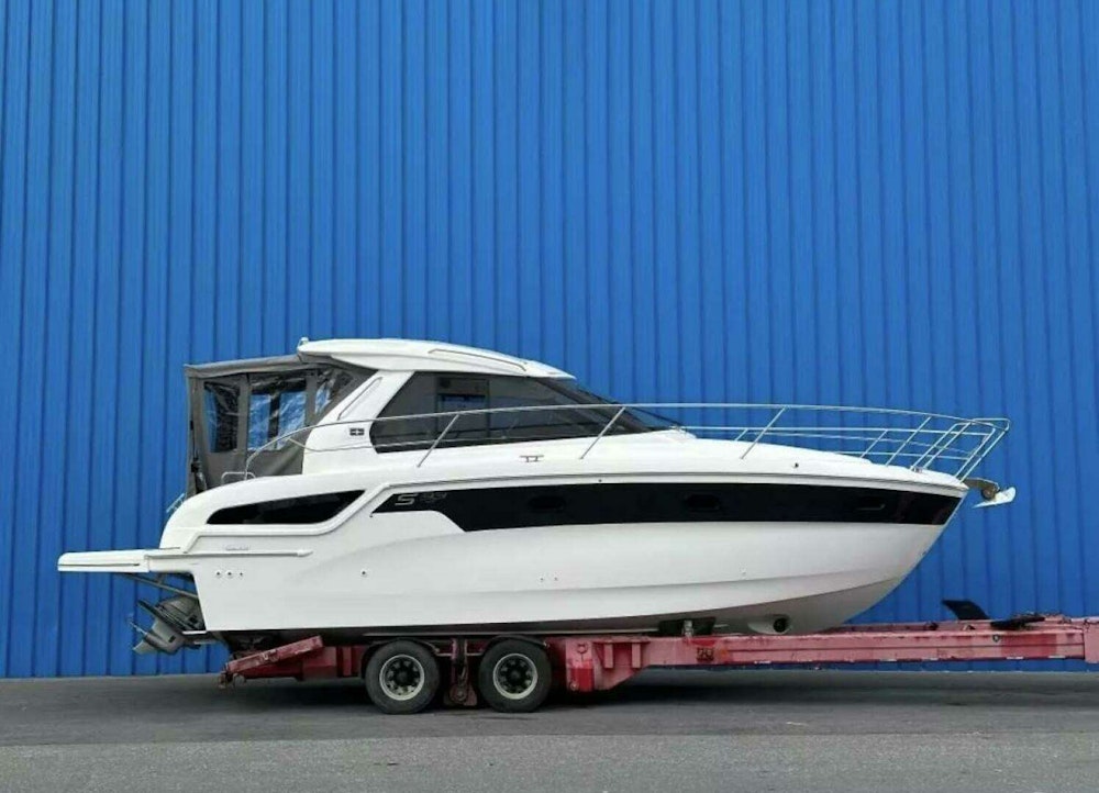 Bavaria S33 Yacht For Sale