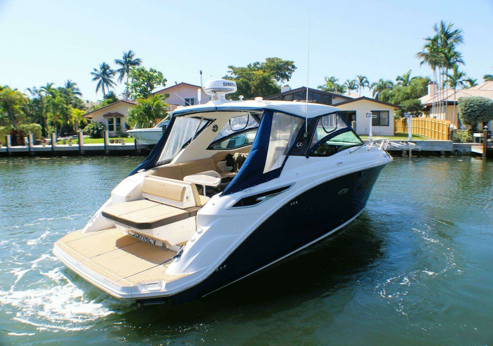Sea Ray 320 Sundancer Yacht For Sale